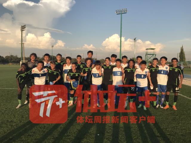 1668350089472099320.jpg 北京三高队访葡期间与里斯本竞技同龄队伍交锋前合影.jpg