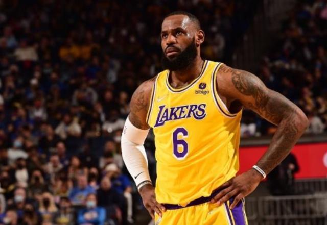 富保罗面见巴斯佩林卡 称为湖人争冠仍是老詹目标